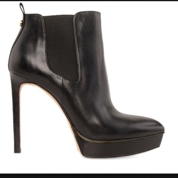 MICHAEL KORS BNIB Meadow bootie SZ 8