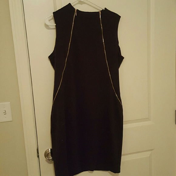 Sleeveless Stretchy Dress