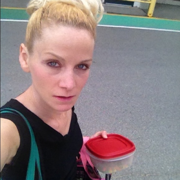 Meet your Posher, Heather - Picture 1 of 1
