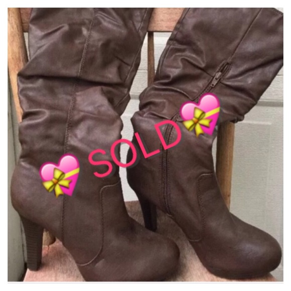 ❌❤️SOLD❌❤️Women's High Heel brown tall boots sz.8