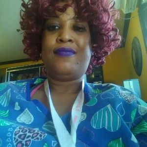 Meet your Posher, Sabrina