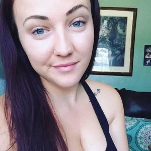 Meet your Posher, Nikki