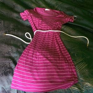 Cute dress ties in back