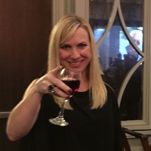 Meet your Posher, Holly