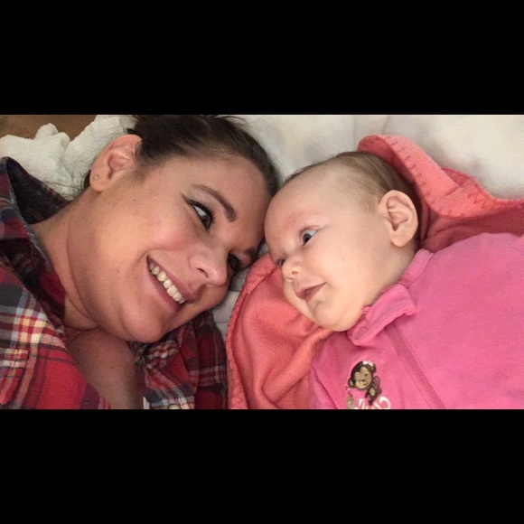 Meet your Posher, Jen - Picture 2 of 8