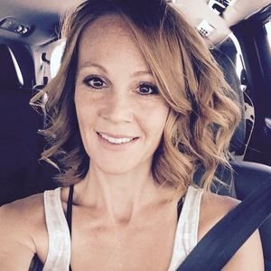 Meet your Posher, Eva