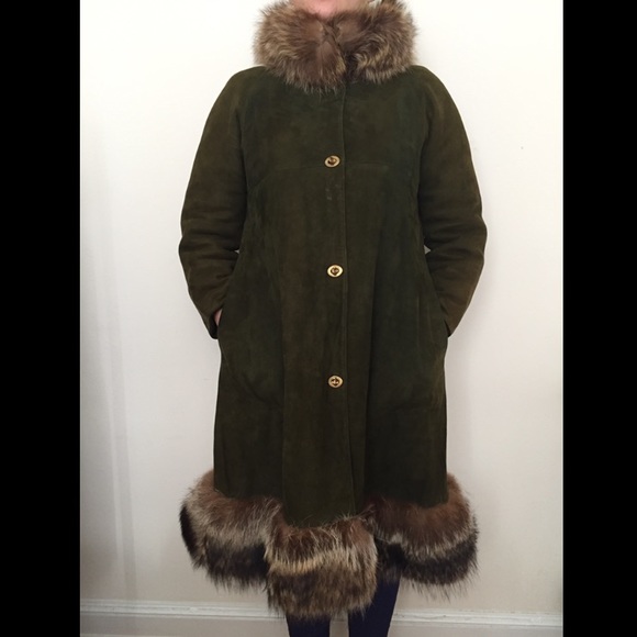 Vintage Suede and Real Fur coat! Gorgeous