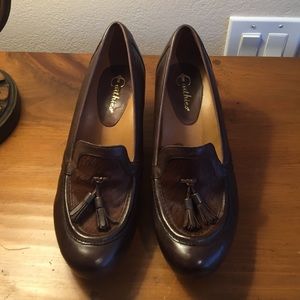 Womens leather shoes