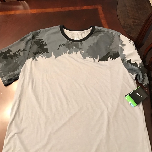 Nike NWT dri-fit camp shirt
