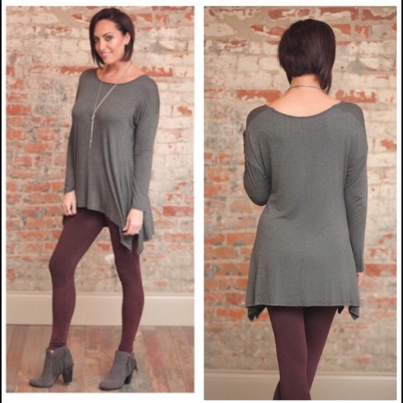 ❗️LAST ONE❗️Charcoal Asymmetrical Tunic Medium - Picture 2 of 4