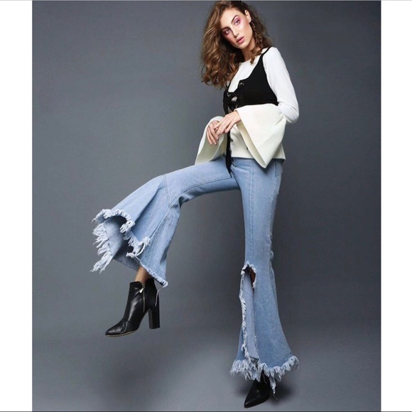 Super flared denim jeans mid rise frayed wide legs - Picture 2 of 5