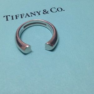 Authentic tiffany & co. Paloma picasso ring.