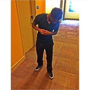 Meet your Posher, Deonta