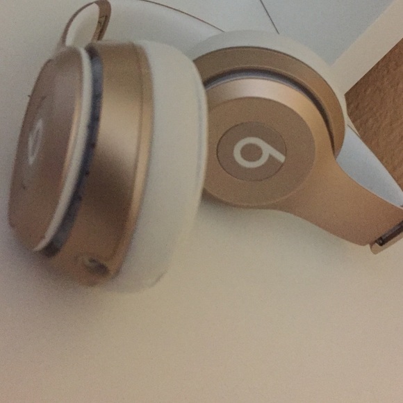 Gold beats