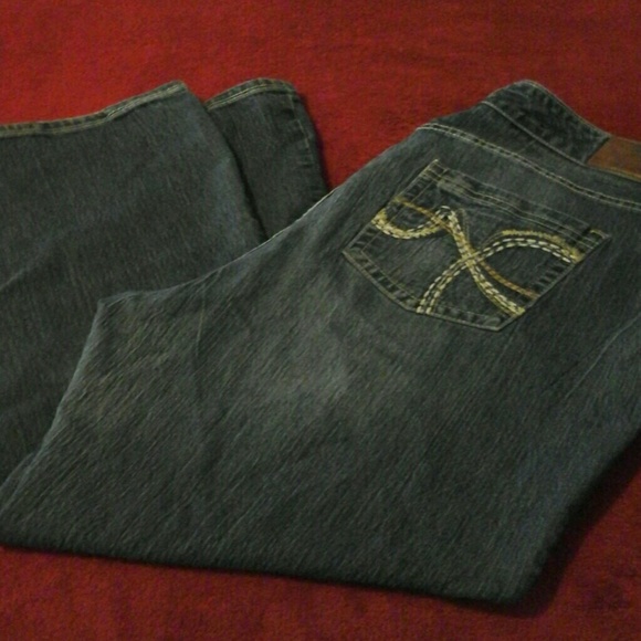 Maurice's brand jeans