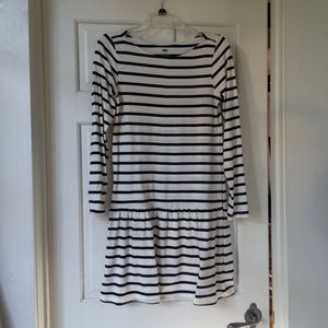 NWOT Girls Old Navy long sleeve drop waist dress