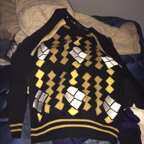 MENS sweater