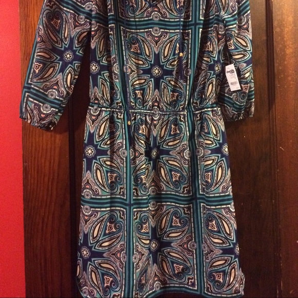 Dress - Picture 2 of 2