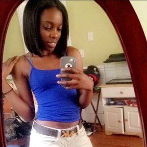 Meet your Posher, Monique