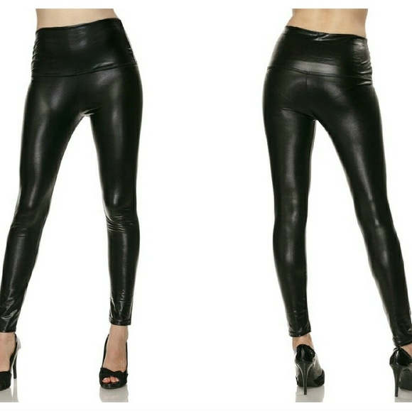 Boutique Pants - ‼️CLEARANCE‼️LAST ONE!Faux Liquid Leather Leggings