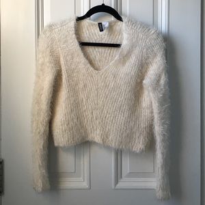 H&M Fuzzy Cropped Sweater
