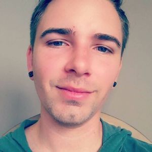 Meet your Posher, Topher