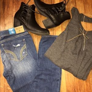 NWT Hollister Distressed Skinny Jeans