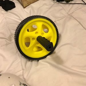 Workout wheel for abs