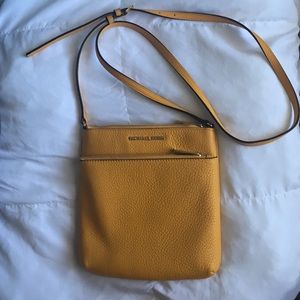 Michael Kors Shoulder Bag (MAKE OFFER!)