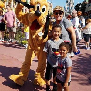 Meet your Posher, Lisa