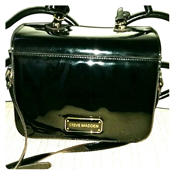 Steve Madden Patented Leather Purse.MAKE AN OFFER!
