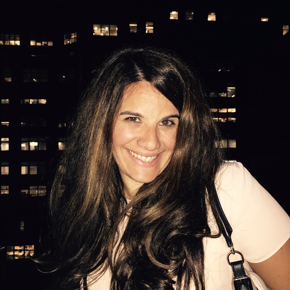 Meet your Posher, Andrea