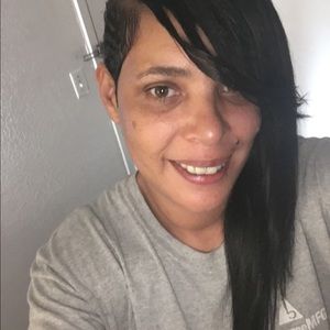 Meet your Posher, Debra