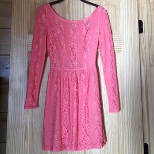 Lace Long Sleeve Dress 👗