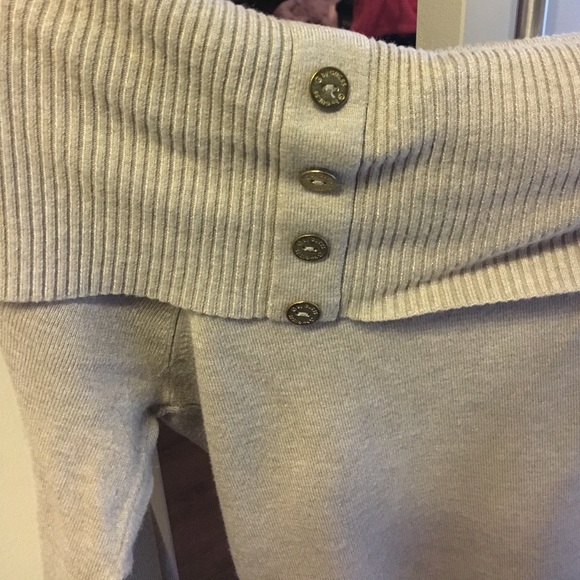 Pullover - Picture 3 of 3