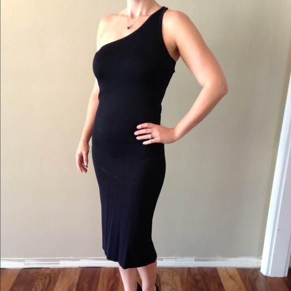 Moda International Dresses & Skirts - Little black dress. Sexy one shoulder