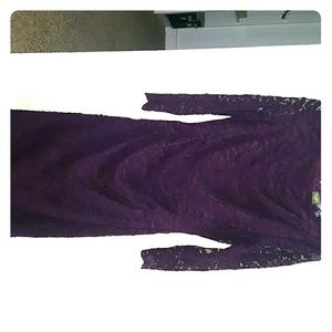 A pea in the pod maternity gown