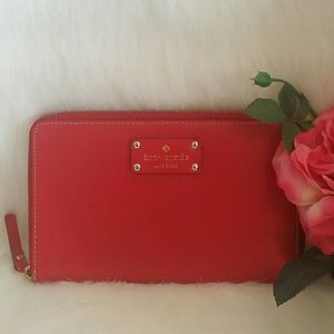 $ DROP! Kate Spade Large Red Leather Travel Wallet