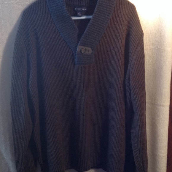 Lands End men's sweater