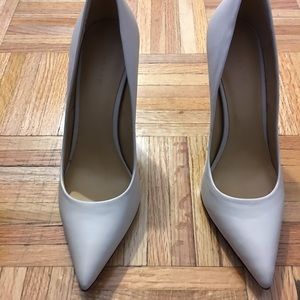 Theory Ivory Pumps