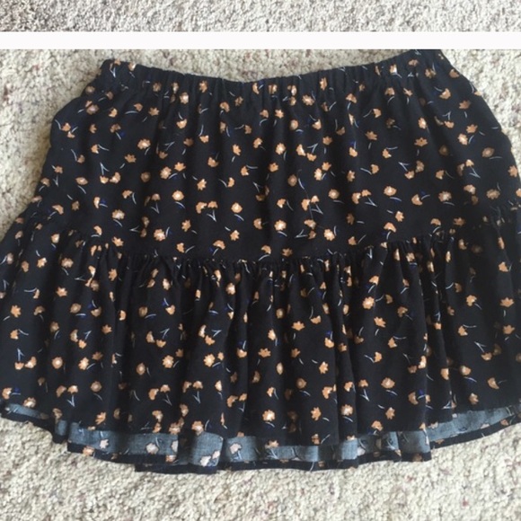 Floral Skirt ASO Lydia Martin
