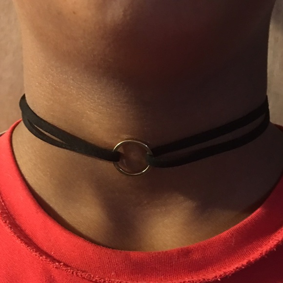 (G3) Circle Choker - Picture 2 of 4