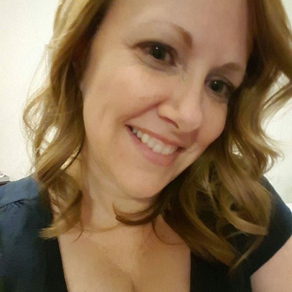 Meet your Posher, Sherry - Picture 1 of 1