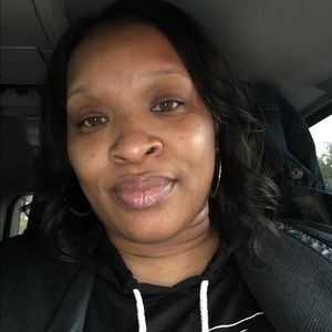 Meet your Posher, Aisha