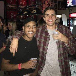 Meet your Posher, Duron