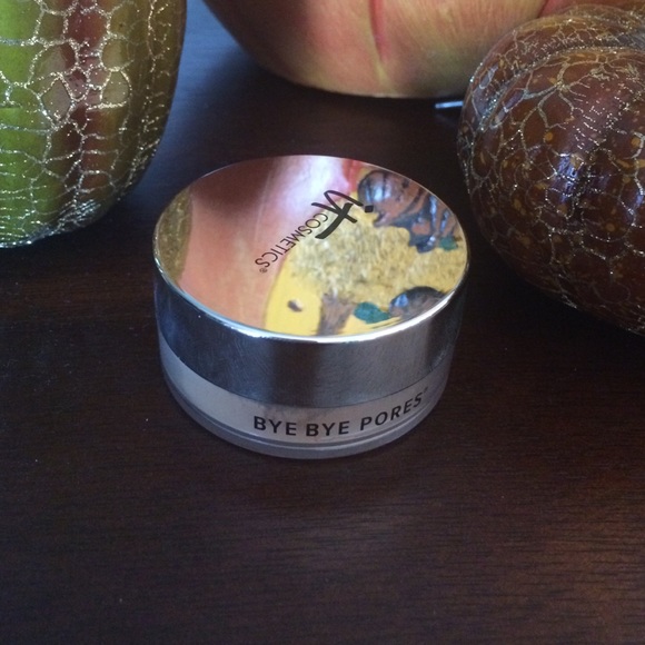 It Cosmetics Finishing Powder