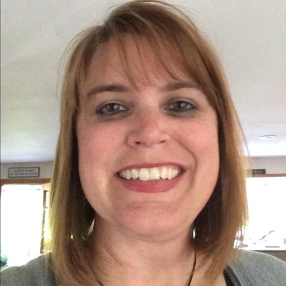 Meet your Posher, Veronica