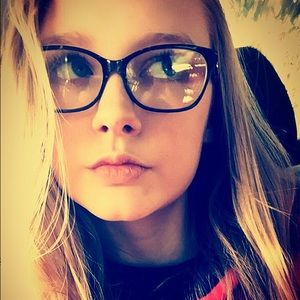 Meet your Posher, Libby