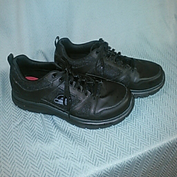 Sketchers slip resistant work shoes