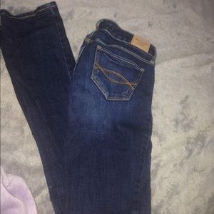 Abercrombie jeans ✨ 2L